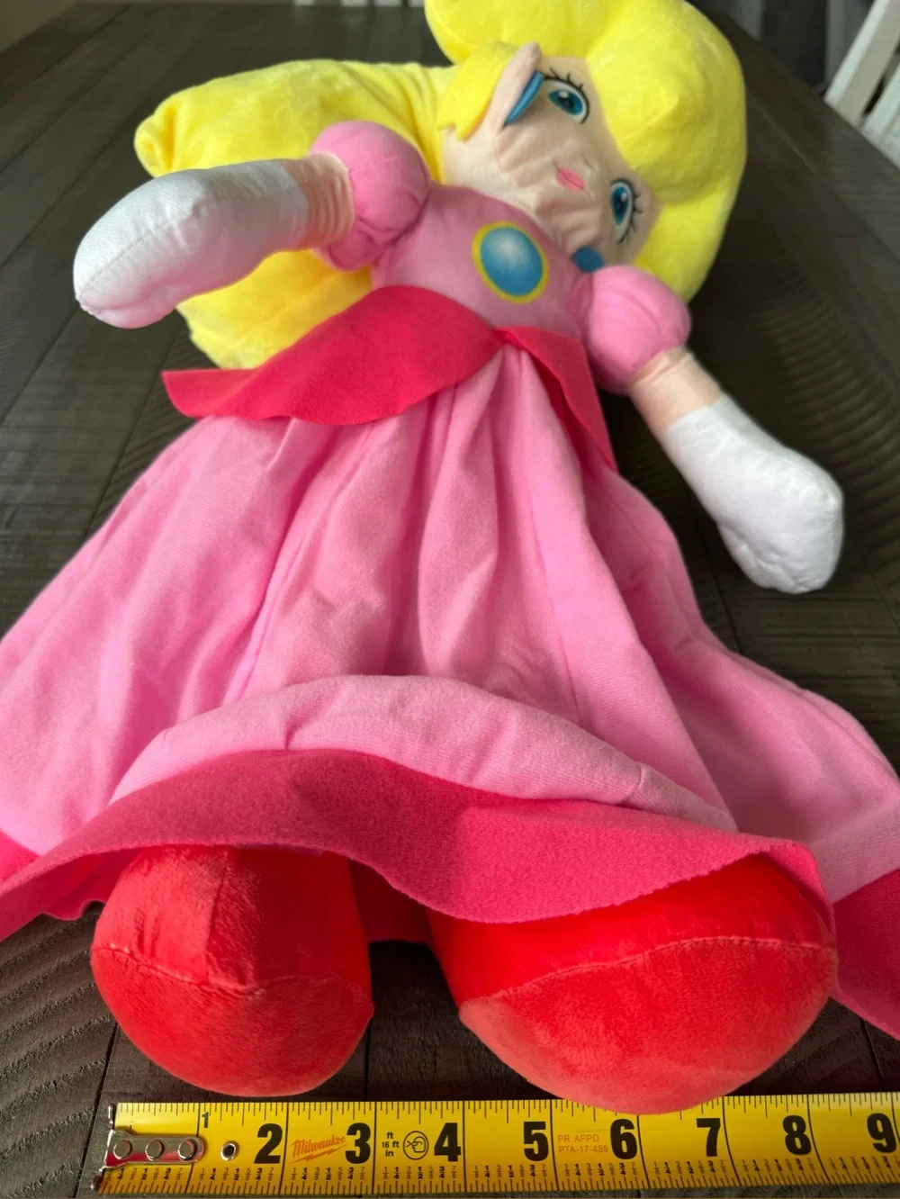 Nintendo Princess Peach Plush Jumbo Super Mario Plush Toy (NWT)